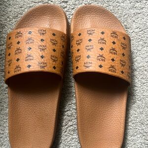 MCM flip flops brand new